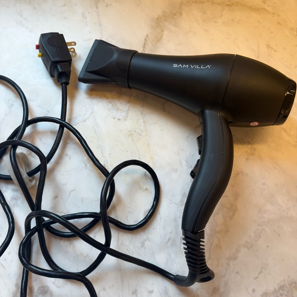Sam Villa Black Hair Dryer with Concentrator Nozzle